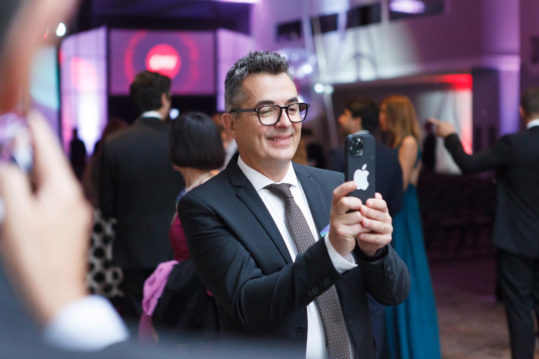 taking pictures at the victoria event